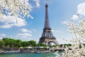 Eiffel Tower Summit Entry with Big Bus and Seine River Cruise - Big Bus Hop-On Hop-Off: Turning One Ticket Into a Paris Plan