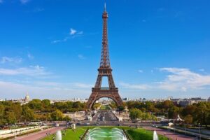 Eiffel Tower Summit Option with Seine River Cruise and City Tour - Eiffel Tower 2nd-floor access, plus the summit upgrade question
