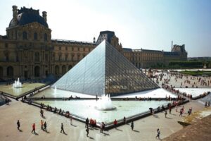 Louvre Museum Ticket & Optional Seine River Cruise - Timed entry at the Louvre: QR code rules and what to do first