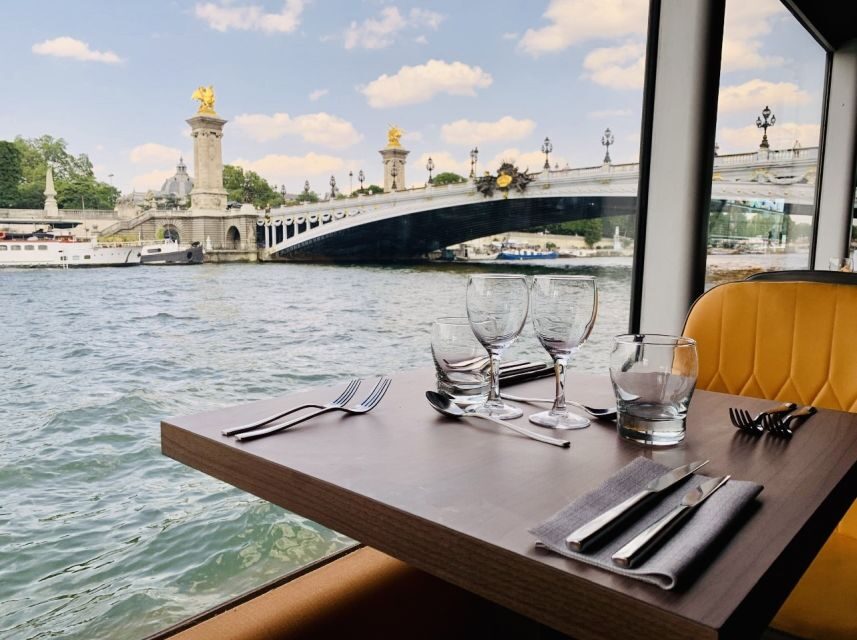 Paris: Seine River Bistronomic Dinner Cruise - Should you book this Seine bistronomic dinner cruise?