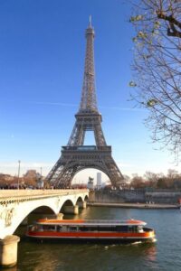 Paris: Seine River Panoramic Cruise - The Route: Notre-Dame to the Gardens, Then Back Past the Eiffel Tower