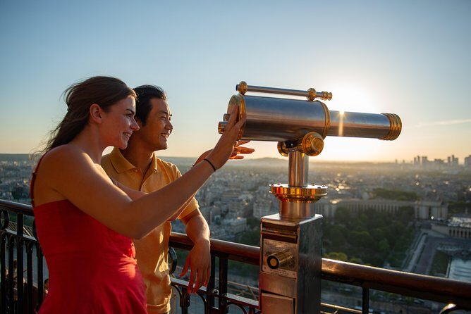 Paris Tour with Lunch at the Eiffel Tower and Seine River Cruise - Eiffel Tower priority entry and lunch at Madame Brasserie (the main event)