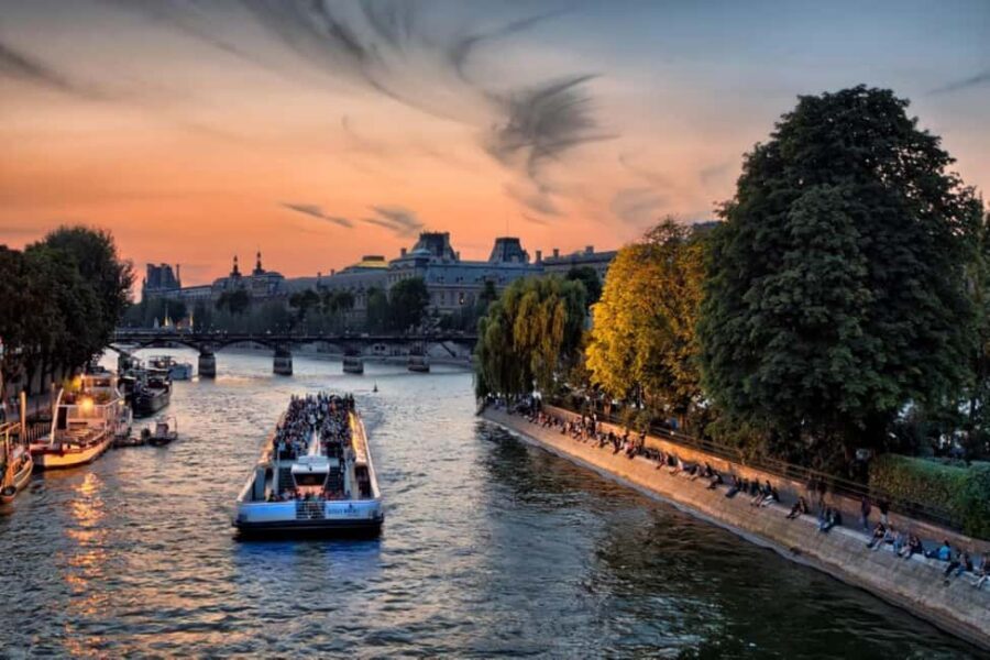 Seine River Cruise with Free Notre Dame Digital AudioGuide - What You’ll See on the Seine: Louvre, Orsay, and Parisian Landmarks from the Water
